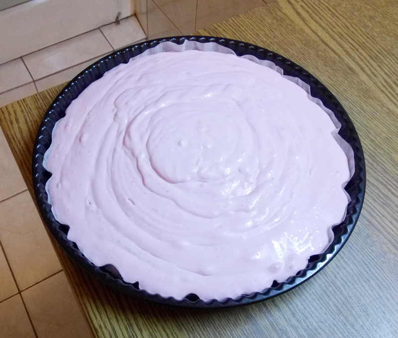 GF, SF, eggless cheesecake with cream cheese, coconut milk, and raspberry filling