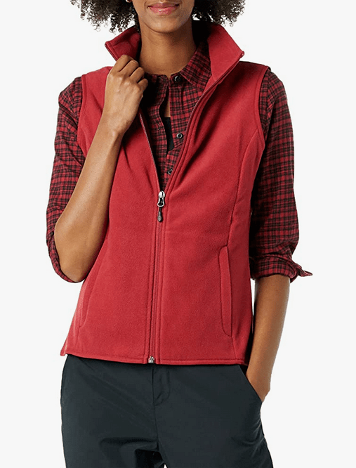 Quality fleece vest at a good price from Amazon Essentials. Vermilion red color.