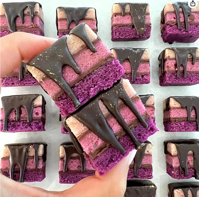 Zola Bakes purple ombré rainbow cookies, delicious exciting-looking treat for kids for the holidays